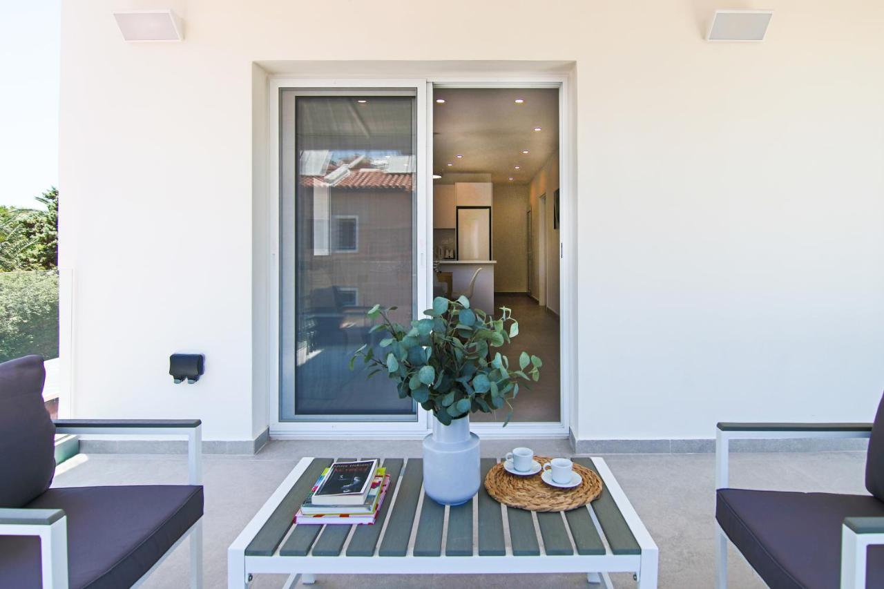 Phaedrus Living Seaside Luxury Limnaria 172 *